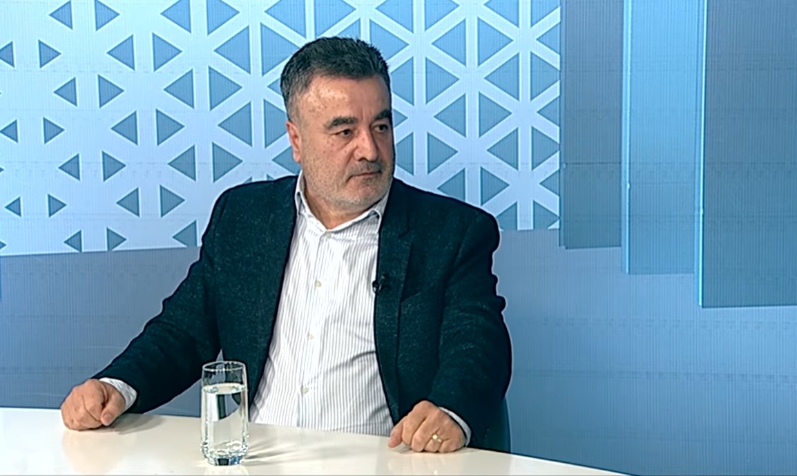 Бачев во Студио 10: Доколку владата ги прифати овие две работи, Договорот со Бугарија ќе го свртиме во наша корист