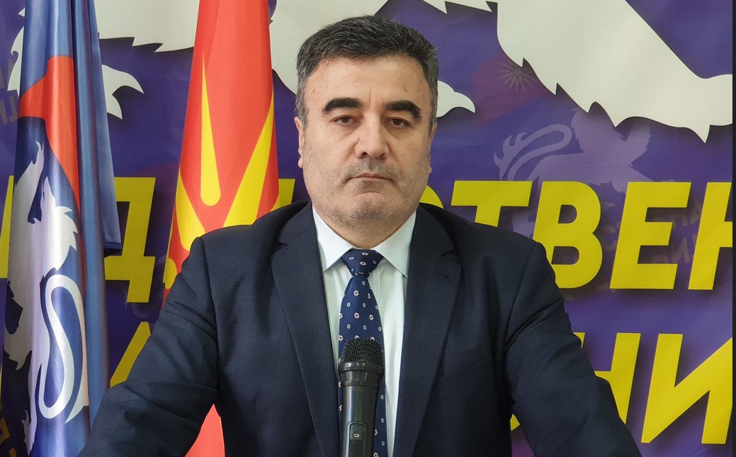 Бачев со честитка за Божиќ: Божјата љубов и националната должност, обврска за секој Македонец  